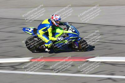 media/Jan-21-2023-Fastrack Riders (Sat) [[fcf3f88a30]]/Level 4/Session 2 Nascar 1/